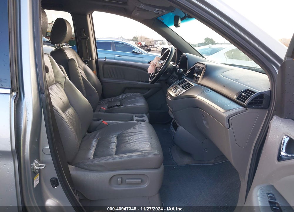 2010 HONDA ODYSSEY EX-L VIN: 5FNRL3H71AB106672