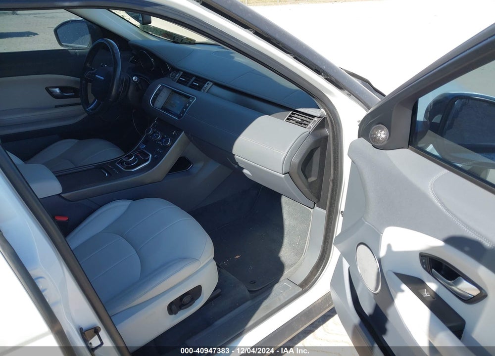 2018 LAND ROVER RANGE ROVER EVOQUE SE/SE PREMIUM VIN: SALVP2RXXJH305417