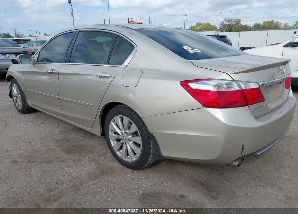 2014 HONDA ACCORD EX-L V-6 VIN: 1HGCR3F89EA017481