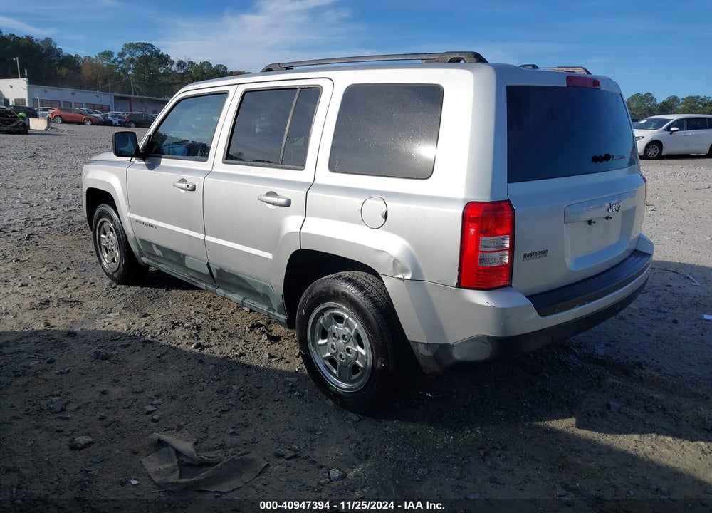 2011 JEEP PATRIOT SPORT VIN: 1J4NT1GA5BD270588