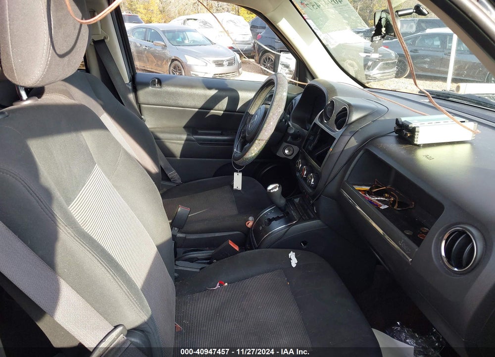 2014 JEEP PATRIOT LATITUDE VIN: 1C4NJRFB2ED761449