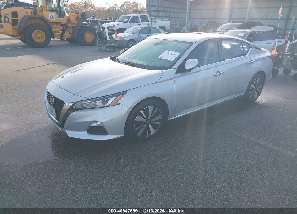 2022 NISSAN ALTIMA SV FWD VIN: 1N4BL4DV0NN353738