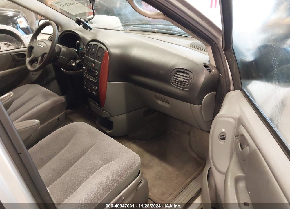 2006 CHRYSLER TOWN & COUNTRY LX VIN: 2A4GP44R66R634352