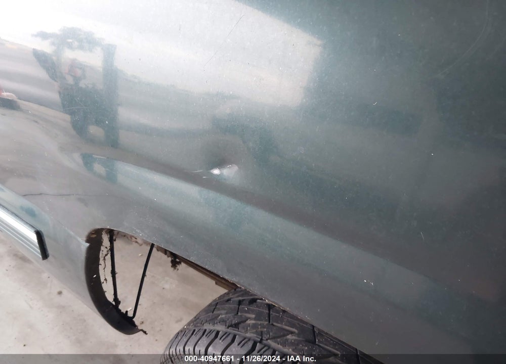 2001 CHEVROLET SILVERADO 1500 LS VIN: 1GCEK19T51E156994