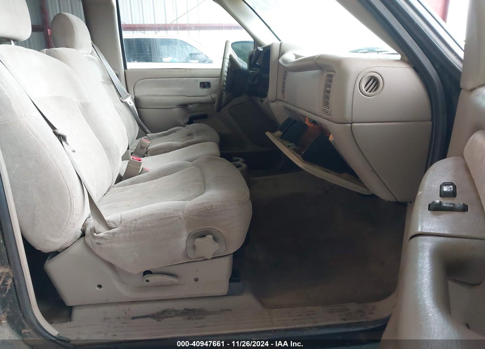 2001 CHEVROLET SILVERADO 1500 LS VIN: 1GCEK19T51E156994