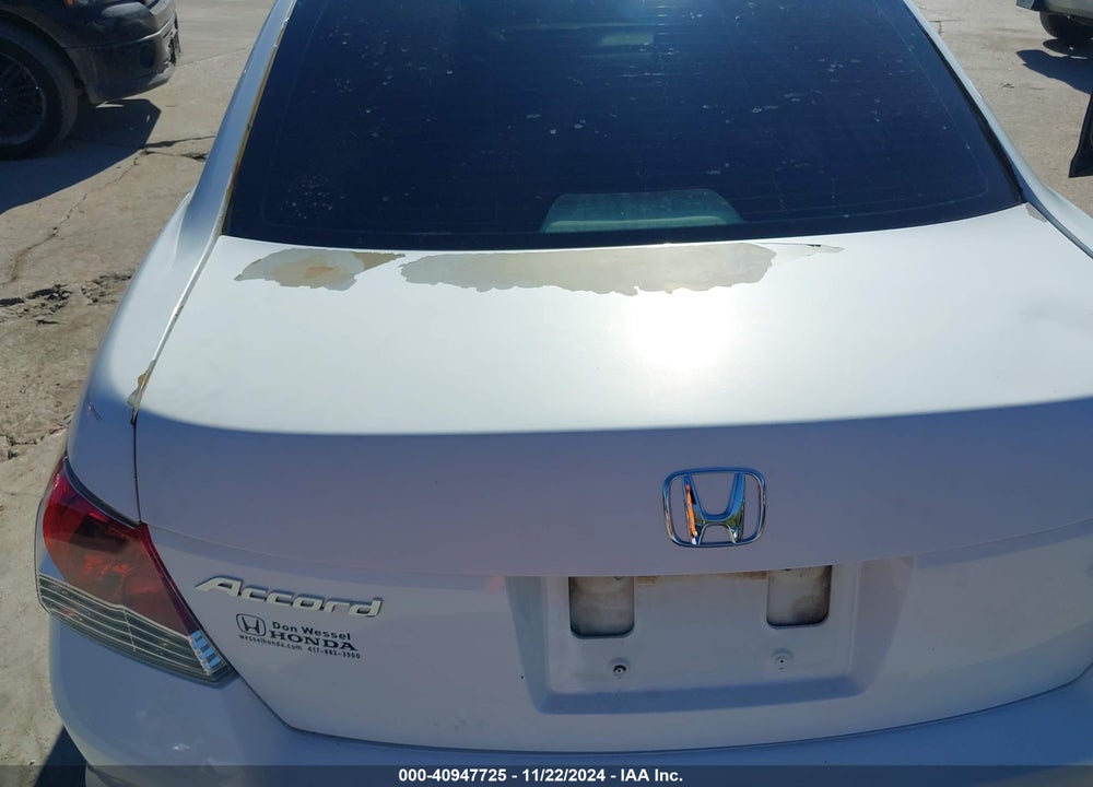 2009 HONDA ACCORD VIN: 1HGCP26429A063043