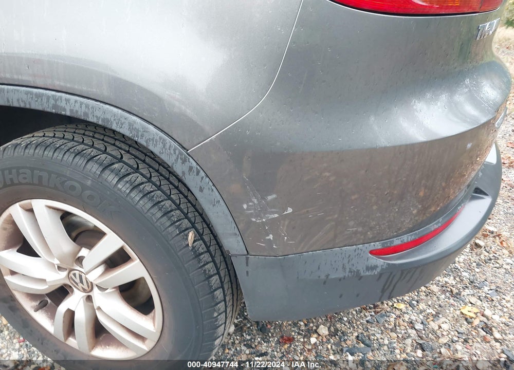 2012 VOLKSWAGEN TIGUAN LE VIN: WVGAV7AX2CW080053