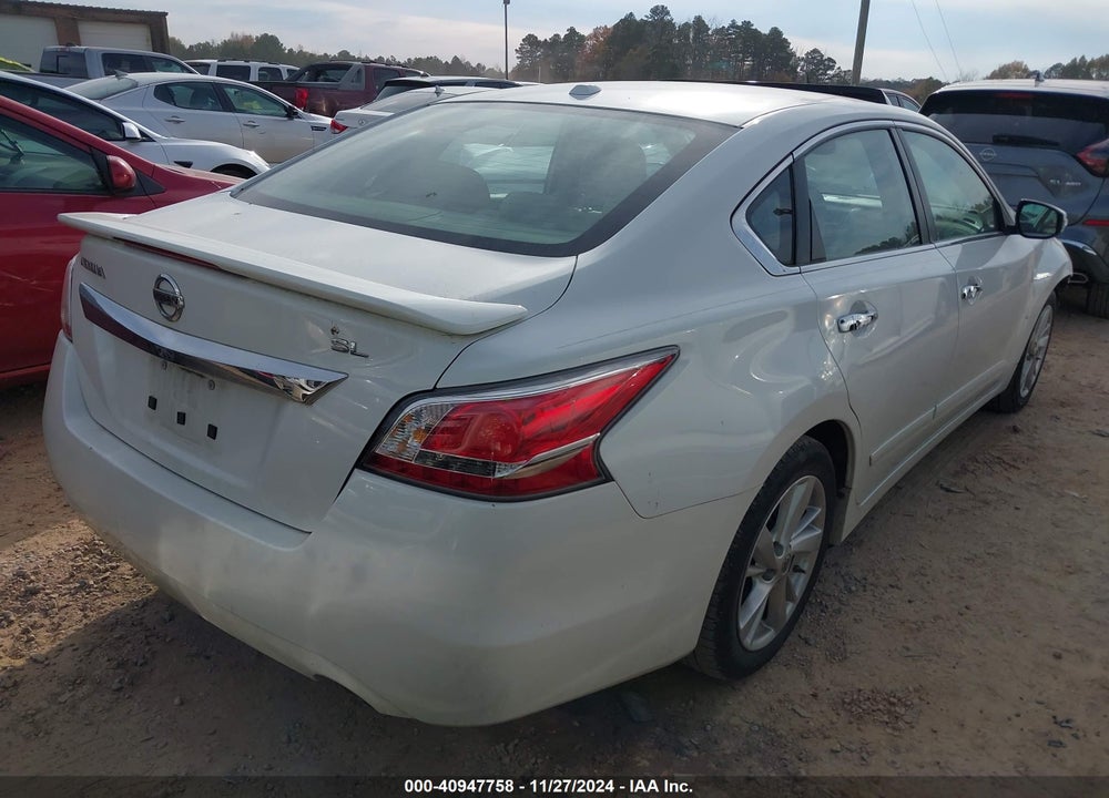 2015 NISSAN ALTIMA VIN: 1N4AL3AP3FN359546