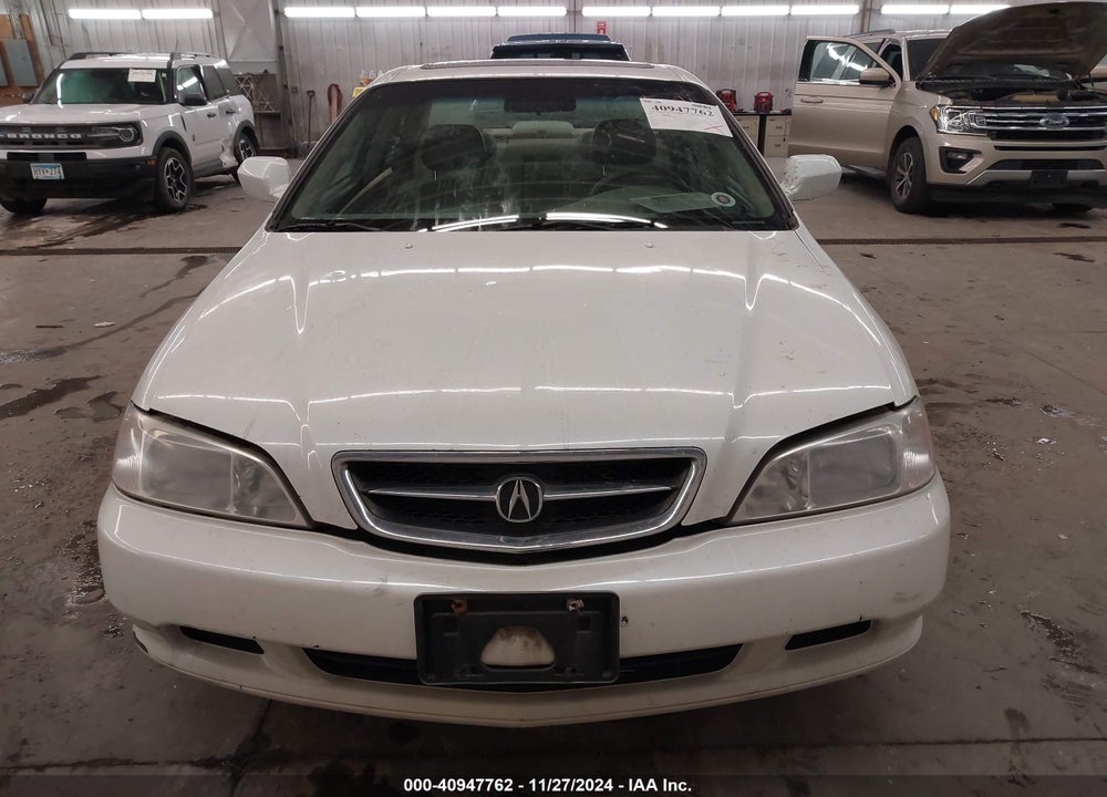 2001 ACURA TL 3.2 VIN: 19UUA56661A016675