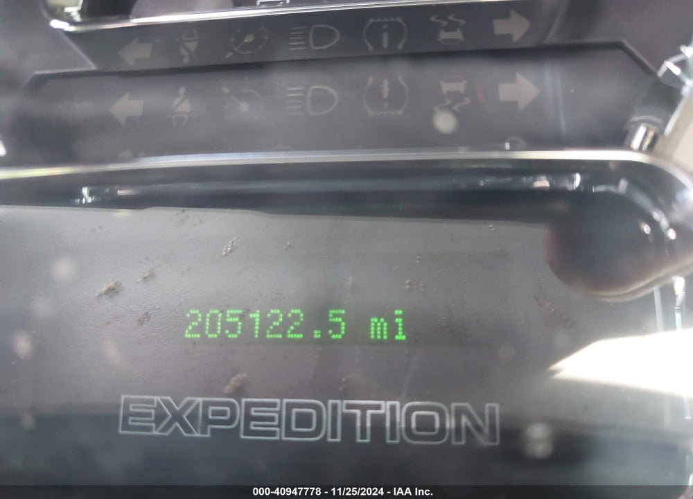 2011 FORD EXPEDITION XLT VIN: 1FMJU1H56BEF27959