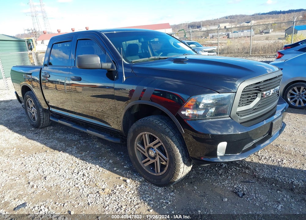 2016 RAM 1500 EXPRESS VIN: 1C6RR7KG6GS215114