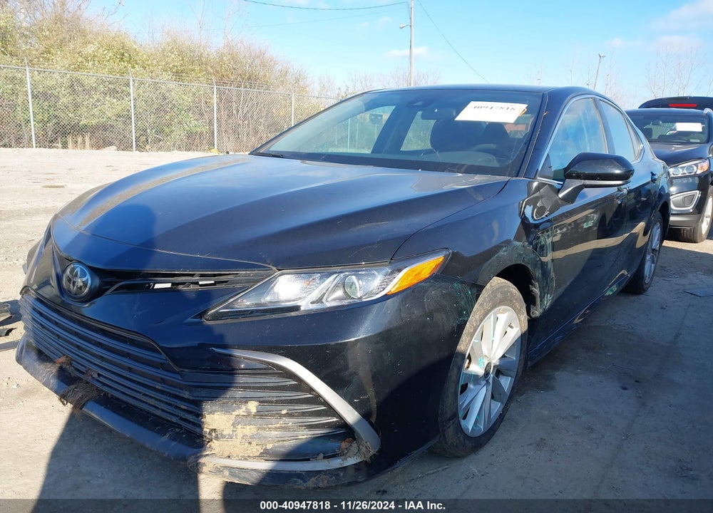 2022 TOYOTA CAMRY LE VIN: 4T1C11AK0NU669042