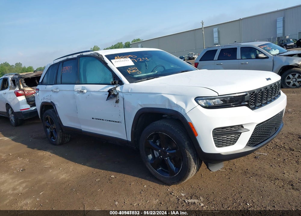 2024 JEEP GRAND CHEROKEE ALTITUDE 4X4 VIN: 1C4RJHAG3R8934375