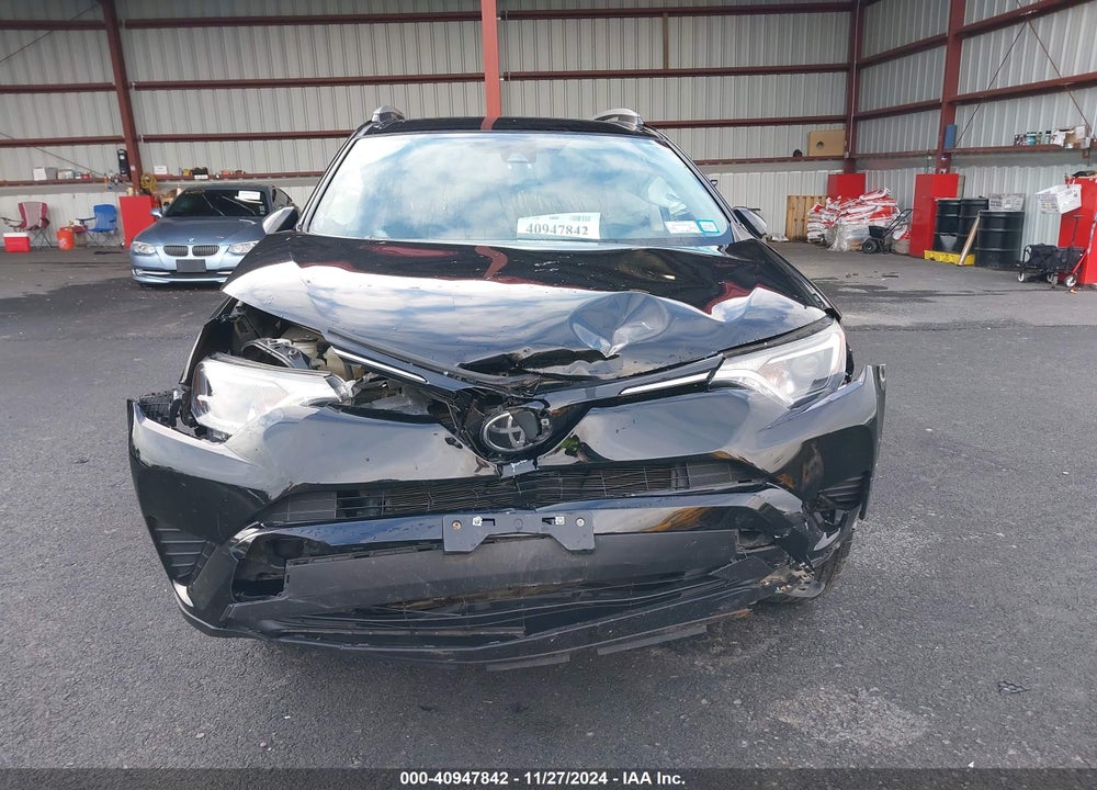 2017 TOYOTA RAV4 LE VIN: 2T3BFREV4HW550874
