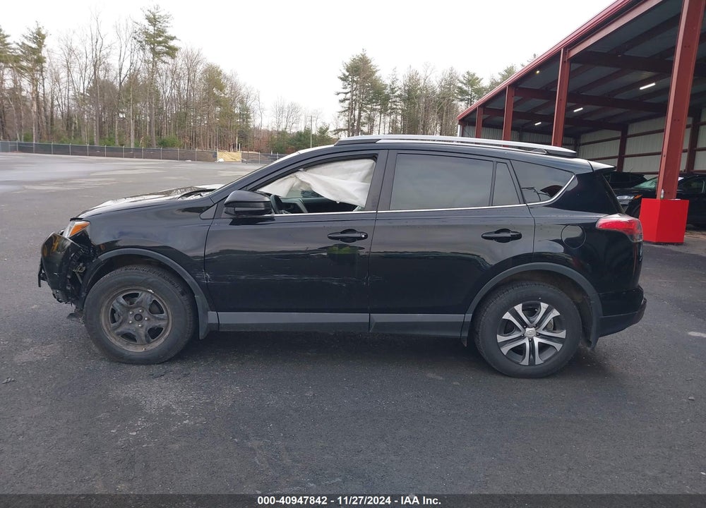 2017 TOYOTA RAV4 LE VIN: 2T3BFREV4HW550874