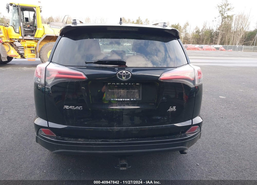 2017 TOYOTA RAV4 LE VIN: 2T3BFREV4HW550874
