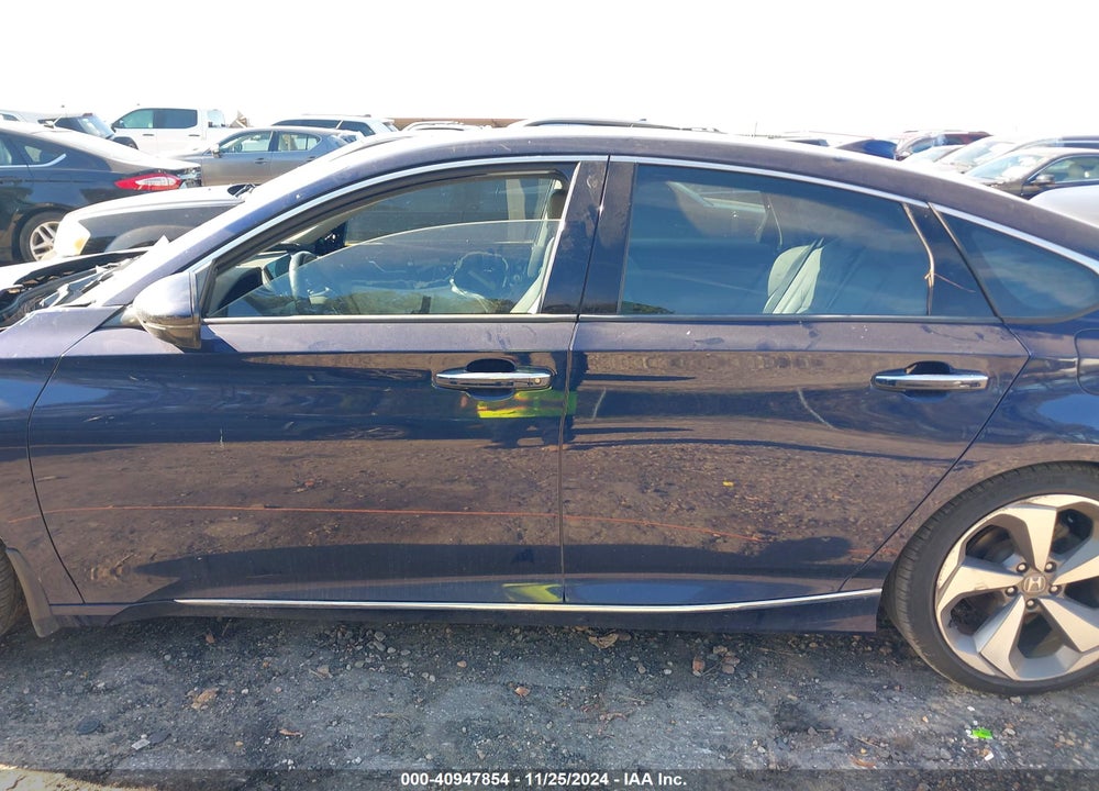 2018 HONDA ACCORD VIN: 1HGCV1F94JA046129