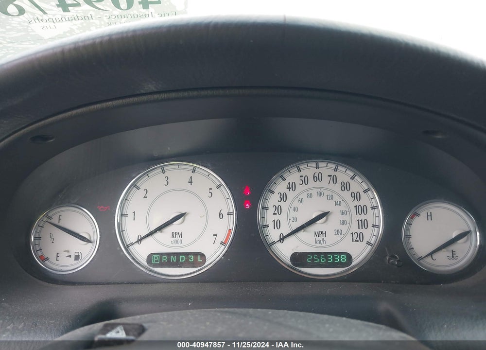 2001 CHRYSLER LHS VIN: 2C3HC56G81H528818