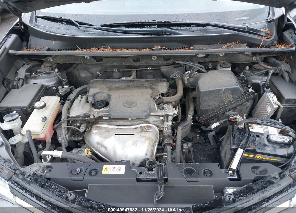 2017 TOYOTA RAV4 LE VIN: JTMBFREV1HJ108827