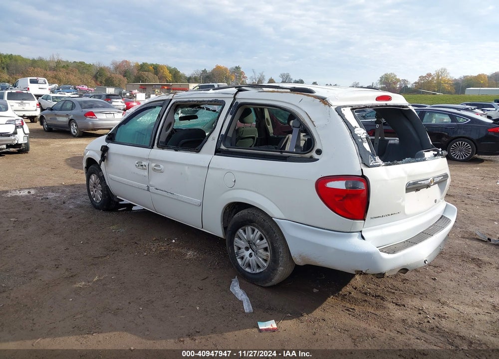 2006 CHRYSLER TOWN & COUNTRY LX VIN: 1A4GP44R76B750822