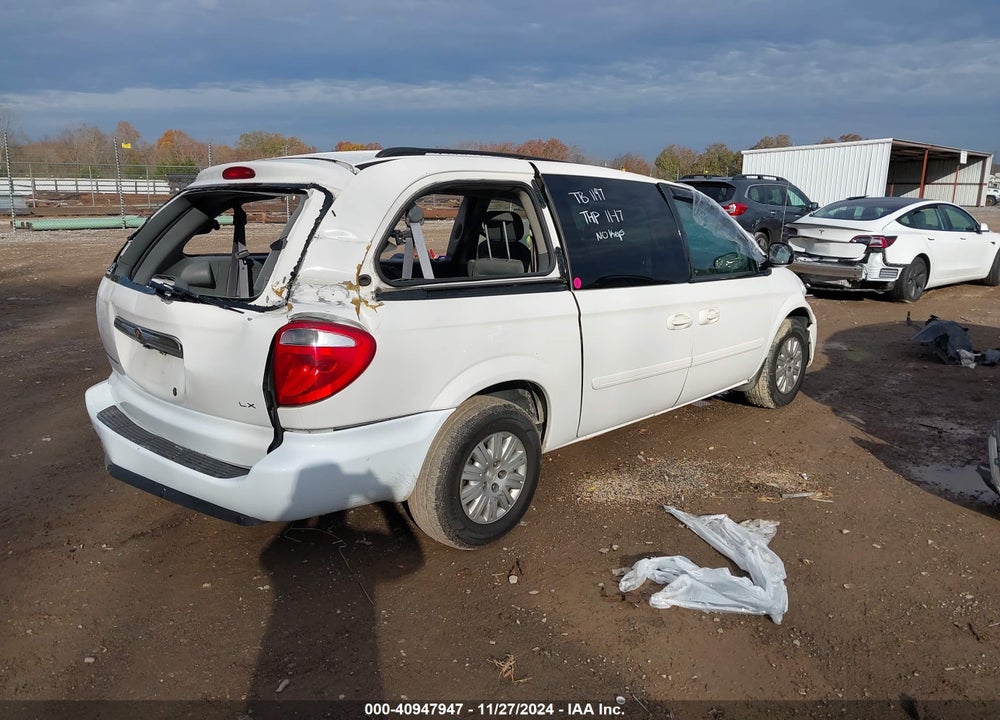 2006 CHRYSLER TOWN & COUNTRY LX VIN: 1A4GP44R76B750822