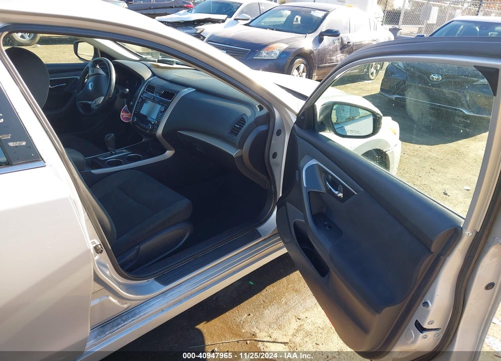 2015 NISSAN ALTIMA VIN: 1N4AL3APXFC141325