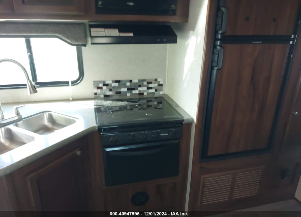 2018 HEARTLAND RV OTHER VIN: 5SFNB3229JE352964