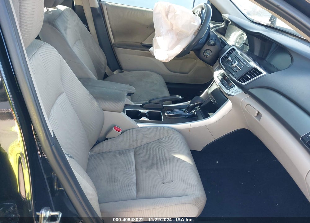 2015 HONDA ACCORD LX VIN: 1HGCR2F35FA071389