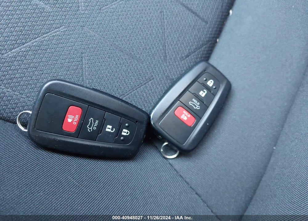 2023 TOYOTA RAV4 HYBRID XLE VIN: JTMRWRFV8PD192512