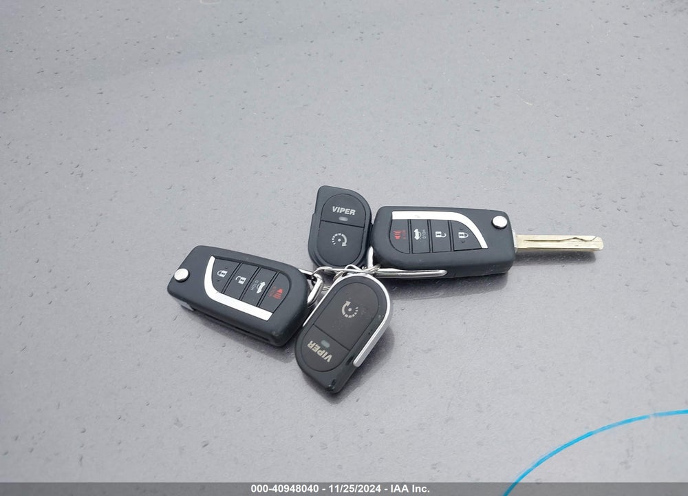2019 TOYOTA CAMRY VIN: 4T1B11HK9KU690680
