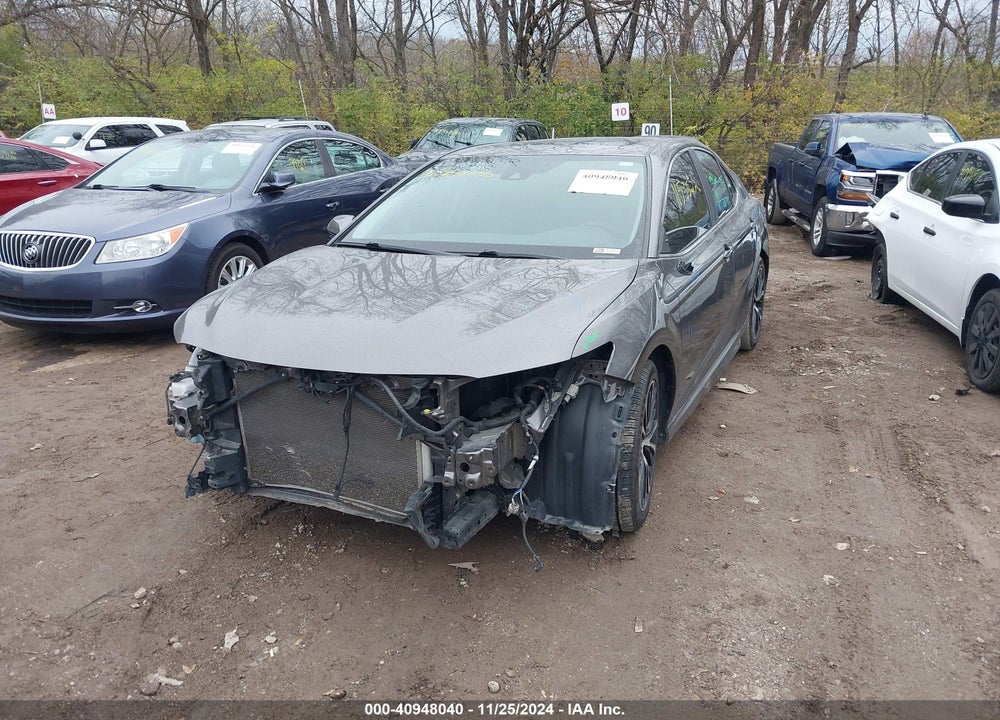 2019 TOYOTA CAMRY VIN: 4T1B11HK9KU690680