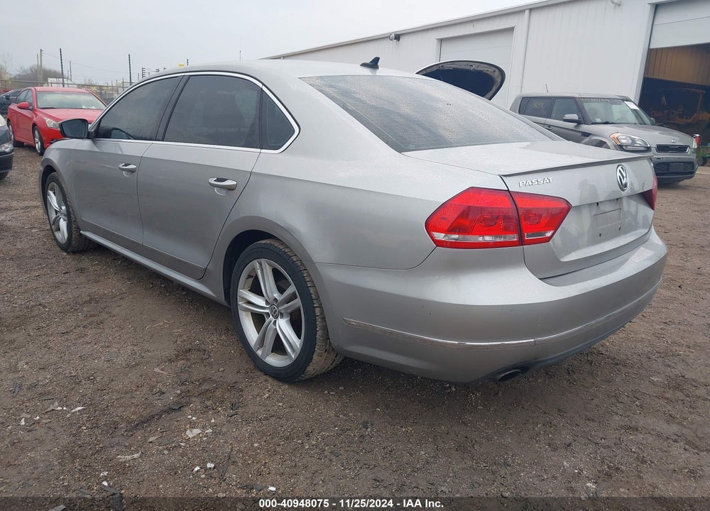 2013 VOLKSWAGEN PASSAT 2.0L TDI SEL PREMIUM VIN: 1VWCN7A36DC052699