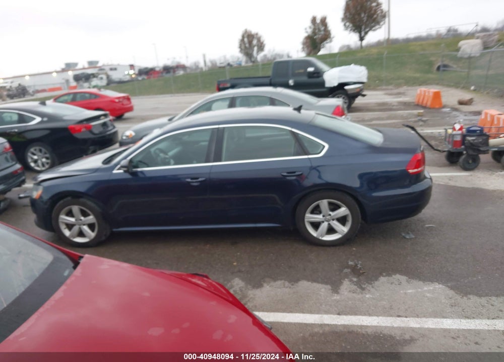 2013 VOLKSWAGEN PASSAT 2.5L SE VIN: 1VWBP7A38DC096290