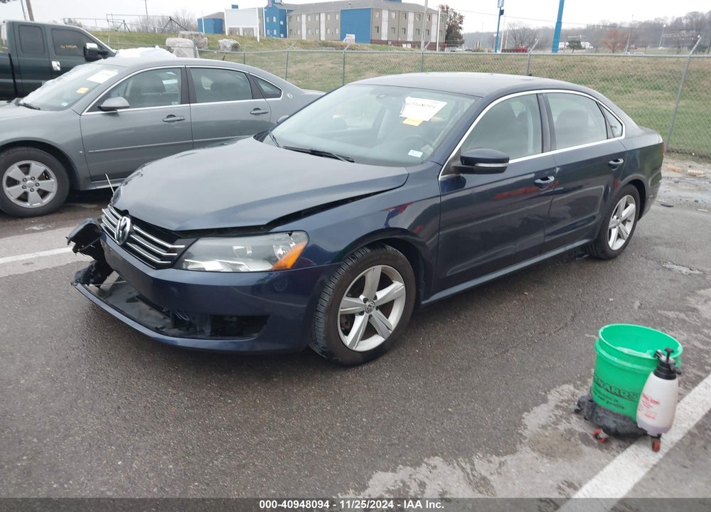 2013 VOLKSWAGEN PASSAT 2.5L SE VIN: 1VWBP7A38DC096290