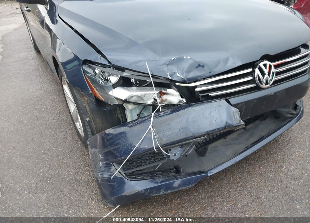 2013 VOLKSWAGEN PASSAT 2.5L SE VIN: 1VWBP7A38DC096290