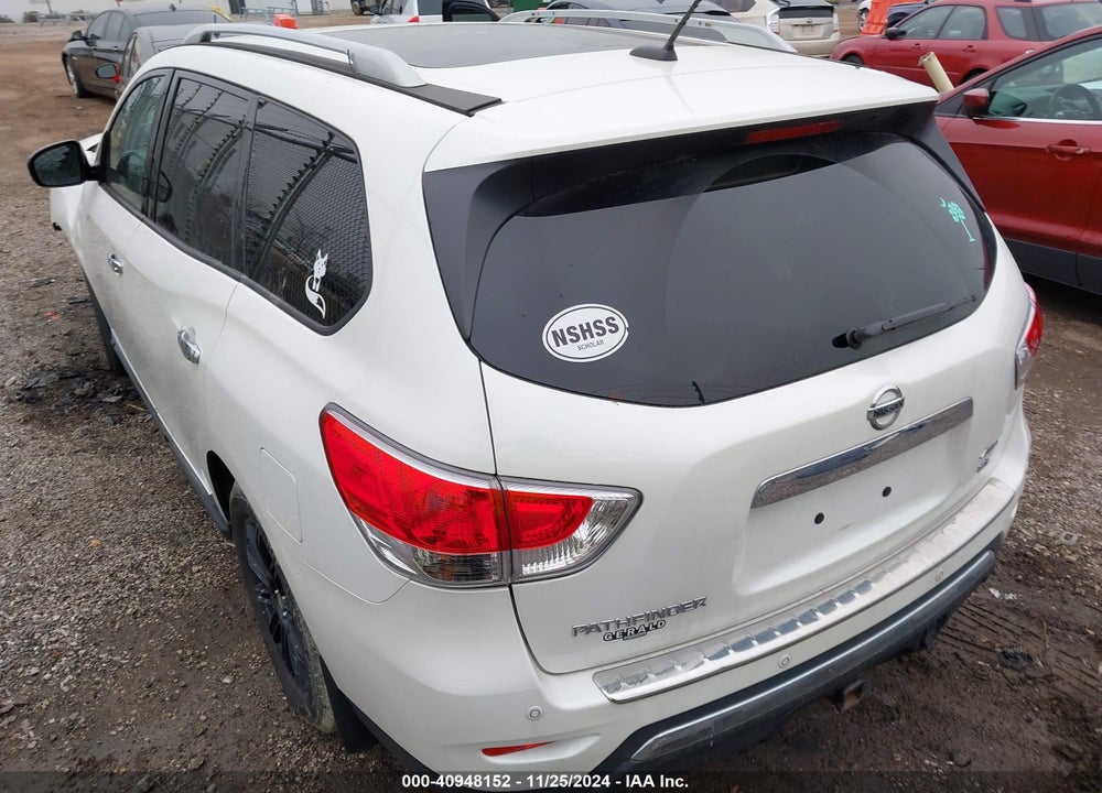 2015 NISSAN PATHFINDER SL VIN: 5N1AR2MMXFC608873