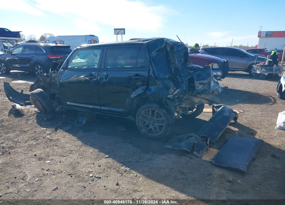 2013 SCION XB VIN: JTLZE4FE1DJ039395