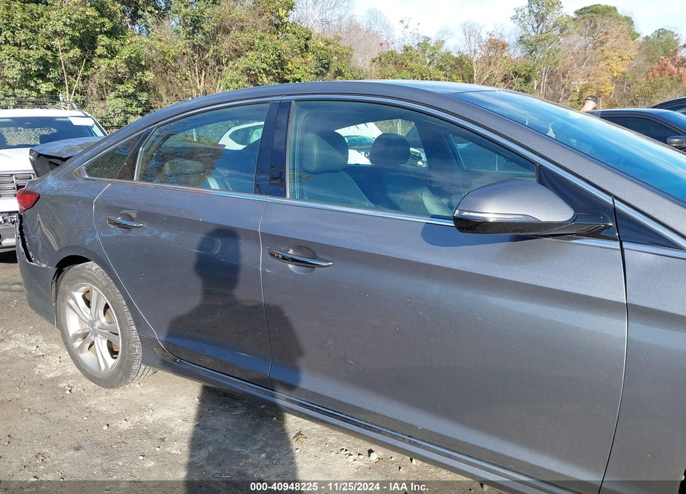 2018 HYUNDAI SONATA VIN: 5NPE34AF9JH697440