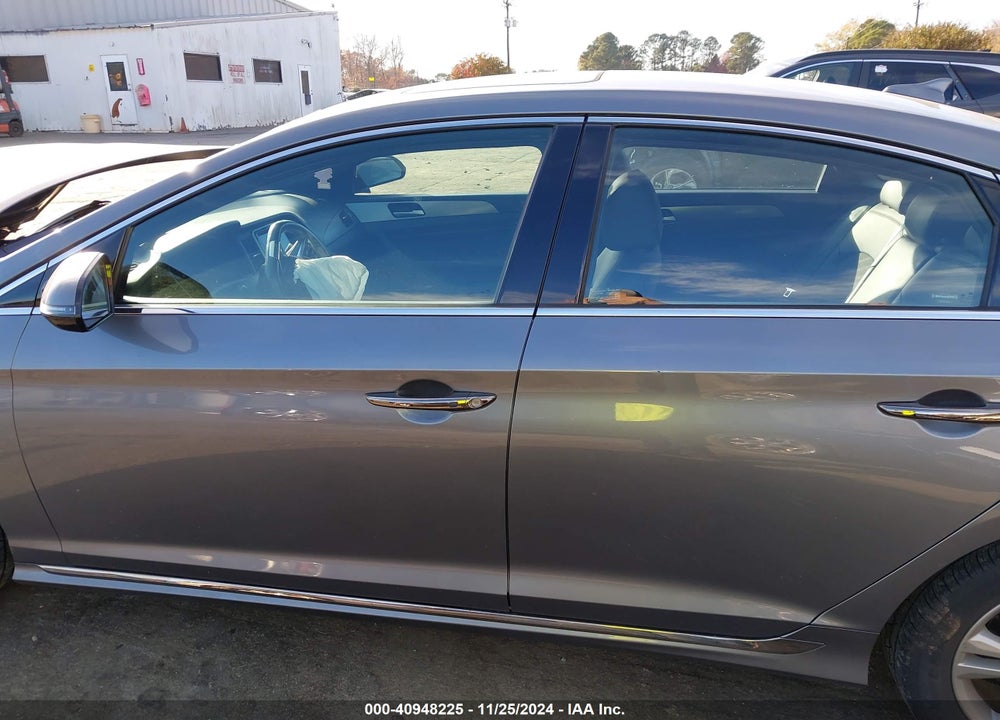2018 HYUNDAI SONATA VIN: 5NPE34AF9JH697440