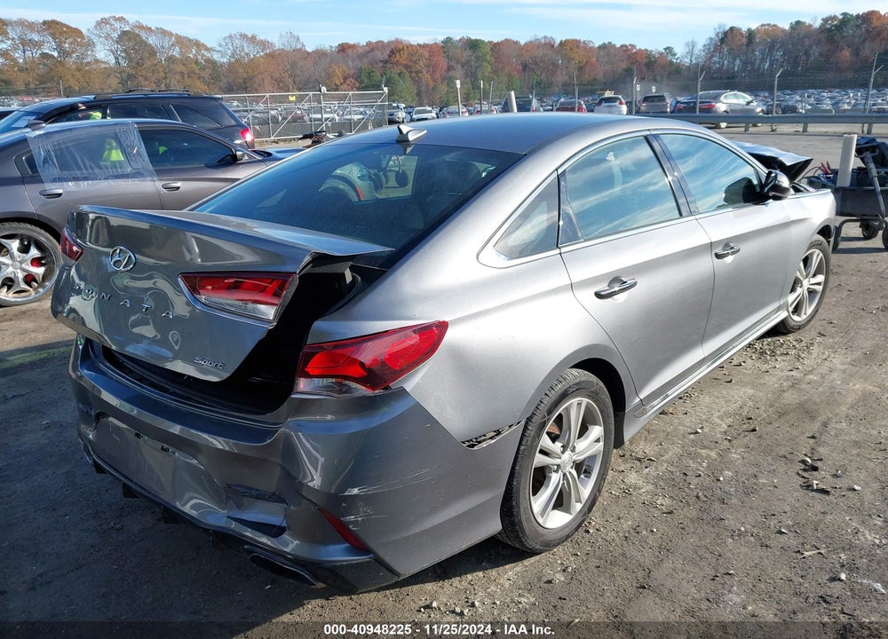 2018 HYUNDAI SONATA VIN: 5NPE34AF9JH697440