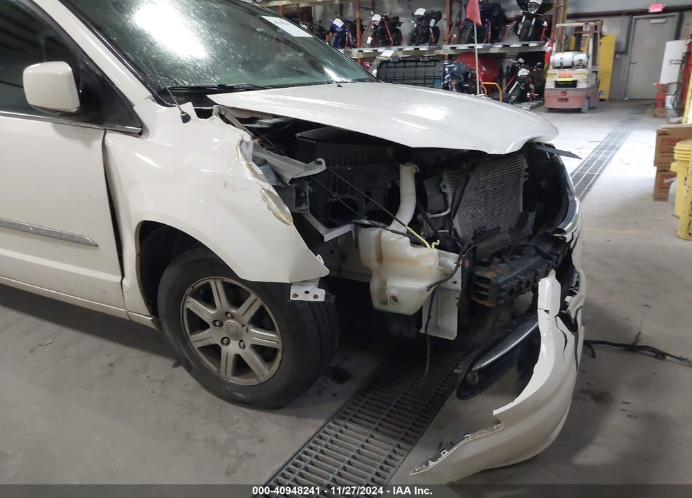 2011 CHRYSLER TOWN & COUNTRY TOURING VIN: 2A4RR5DG1BR612857