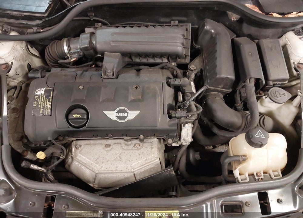 2012 MINI COOPER VIN: WMWSU3C5XCT264932