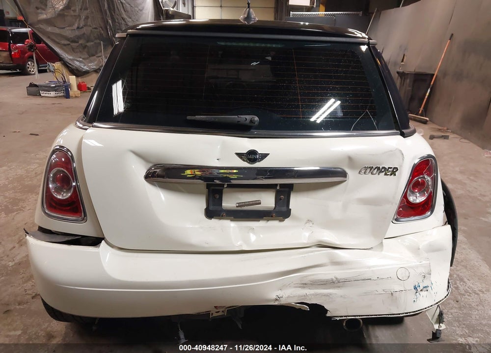 2012 MINI COOPER VIN: WMWSU3C5XCT264932