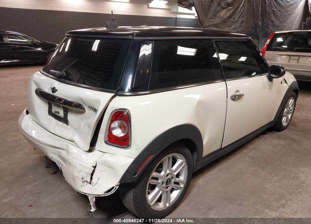 2012 MINI COOPER VIN: WMWSU3C5XCT264932
