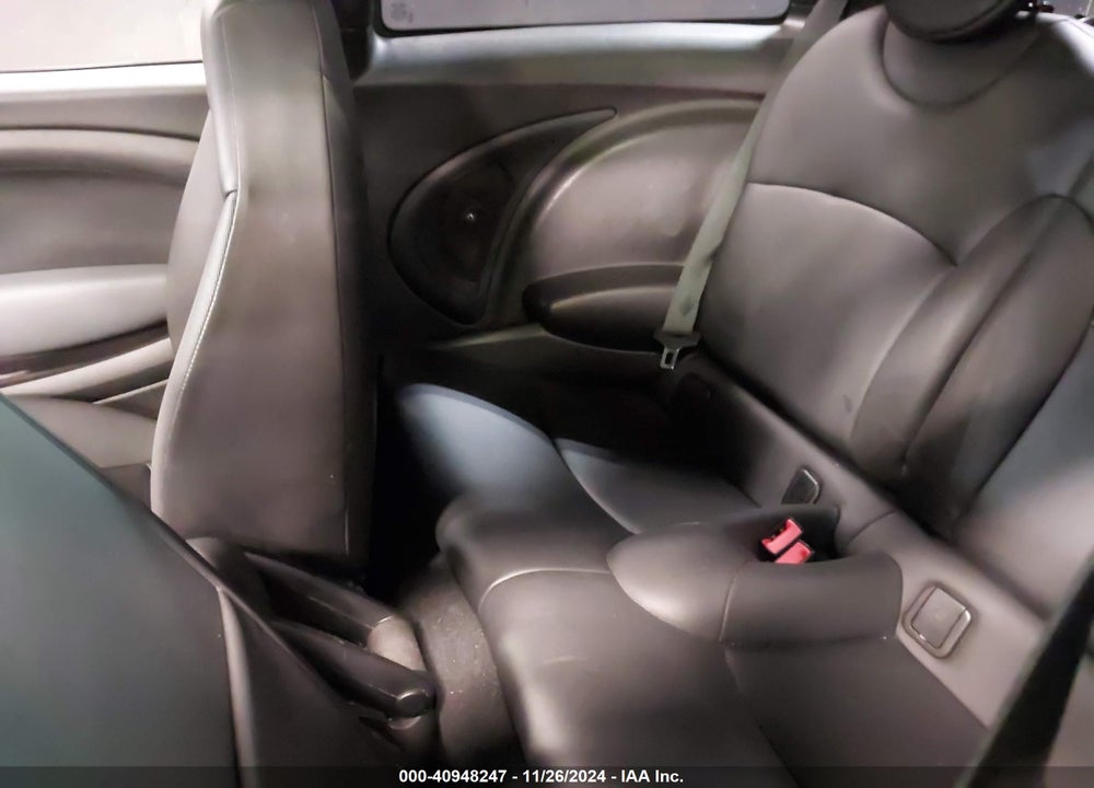 2012 MINI COOPER VIN: WMWSU3C5XCT264932