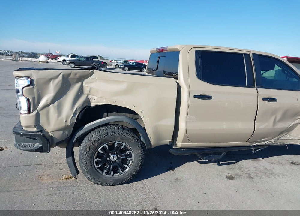 2022 CHEVROLET SILVERADO 1500 4WD SHORT BED ZR2 VIN: 3GCUDHEL1NG626585