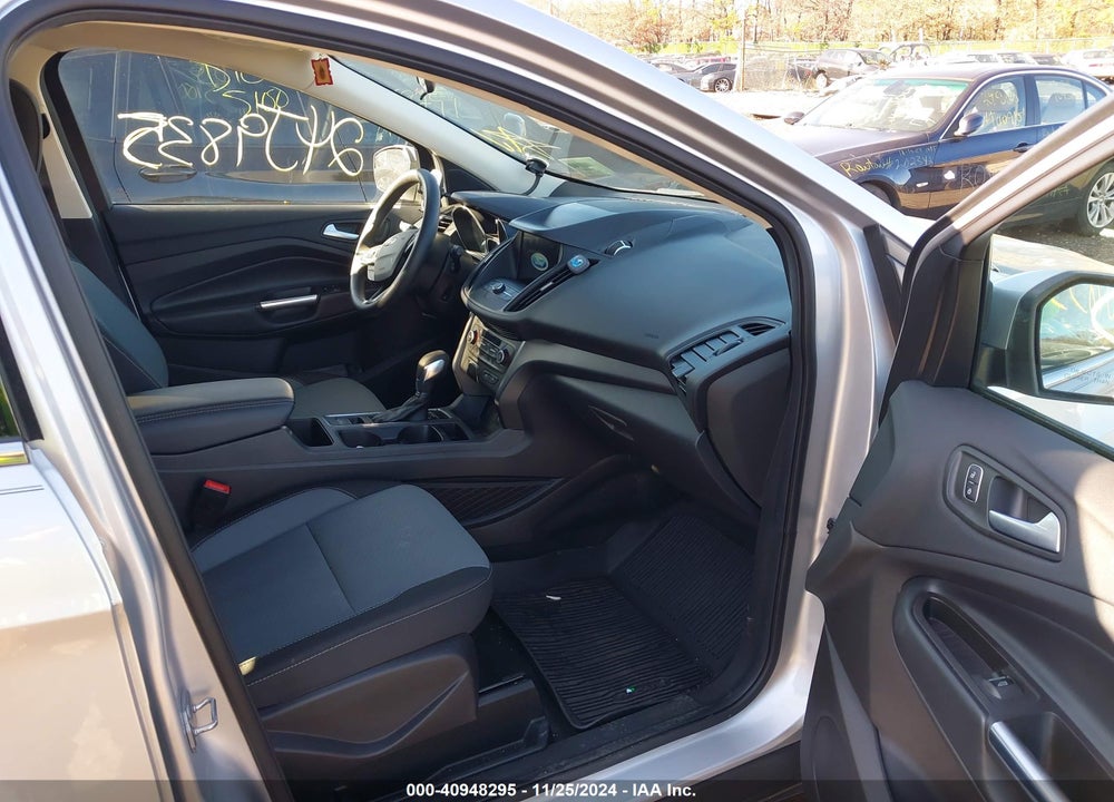2019 FORD ESCAPE VIN: 1FMCU9GD1KUC51552