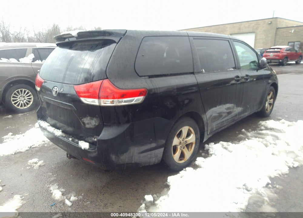 2012 TOYOTA SIENNA LE 8 PASSENGER VIN: 5TDKA3DC1CS013630