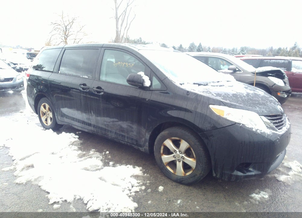 2012 TOYOTA SIENNA LE 8 PASSENGER VIN: 5TDKA3DC1CS013630