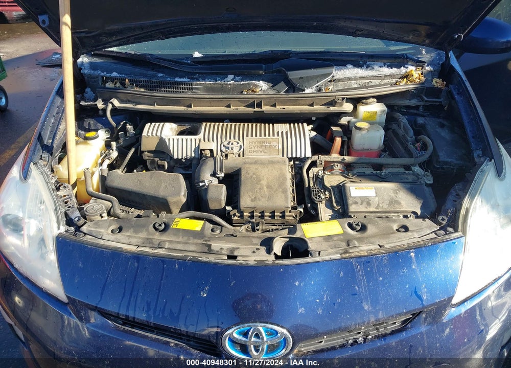 2013 TOYOTA PRIUS TWO VIN: JTDKN3DUXD1635252
